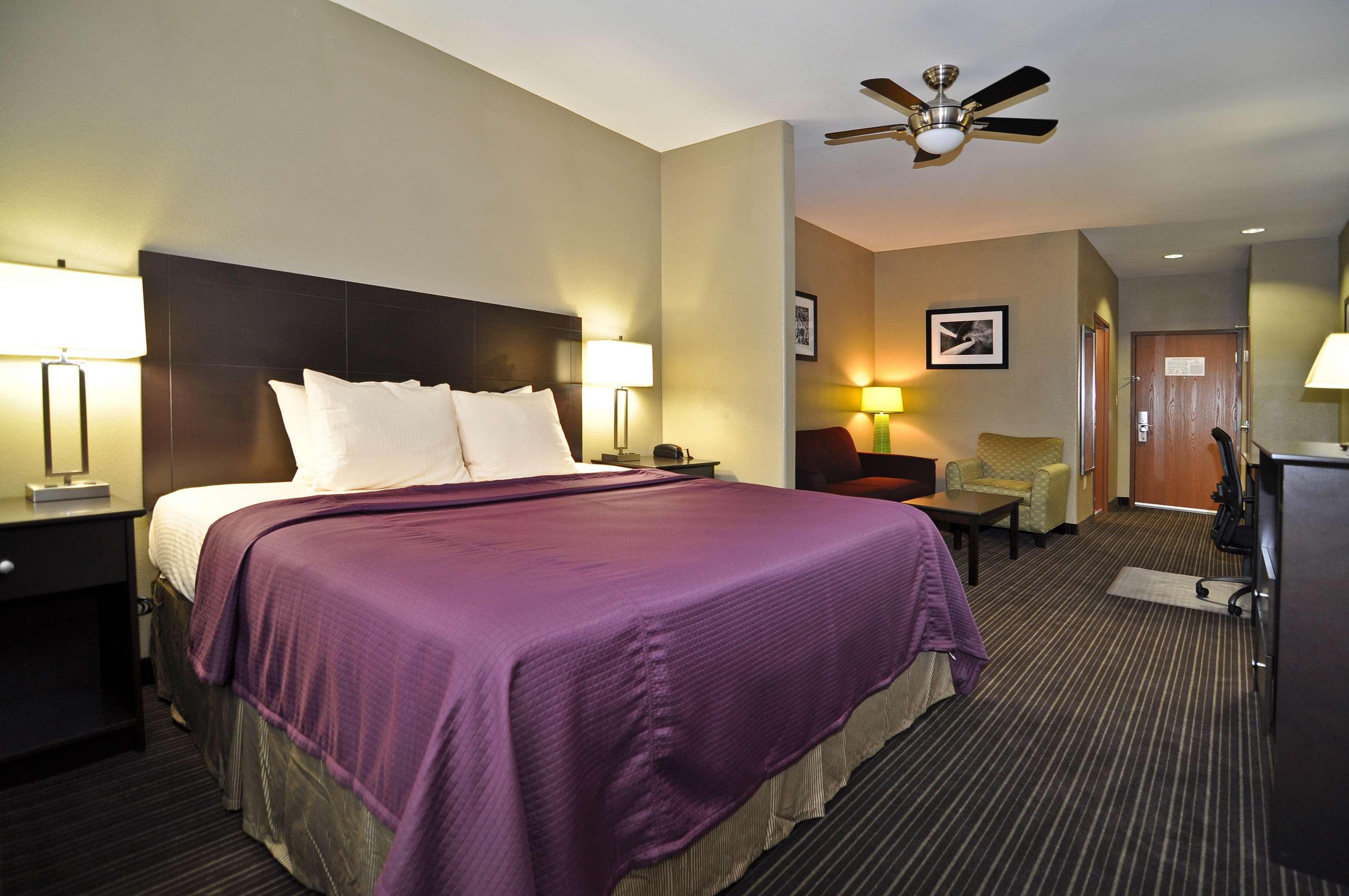 Best Western Giddings Inn & Suites Room photo